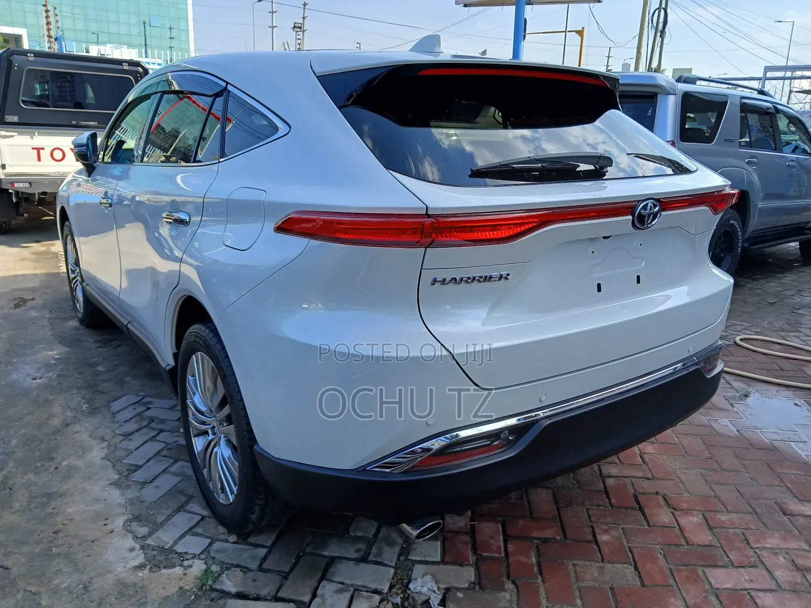 Toyota Harrier 2019 White