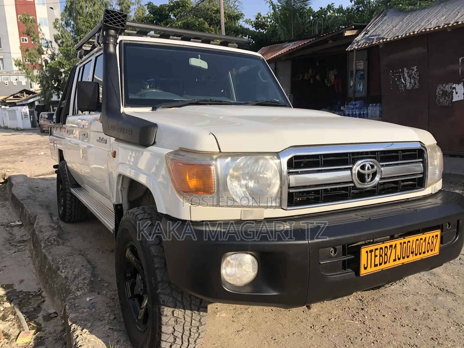 Toyota Land Cruiser 2014 White