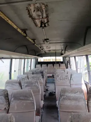 Tata Starbus Ultra Skool 2000 Grey