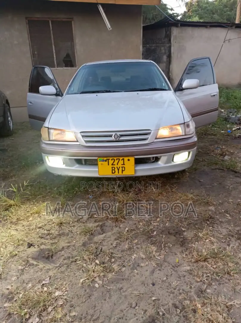 Toyota Premio 2001 Silver