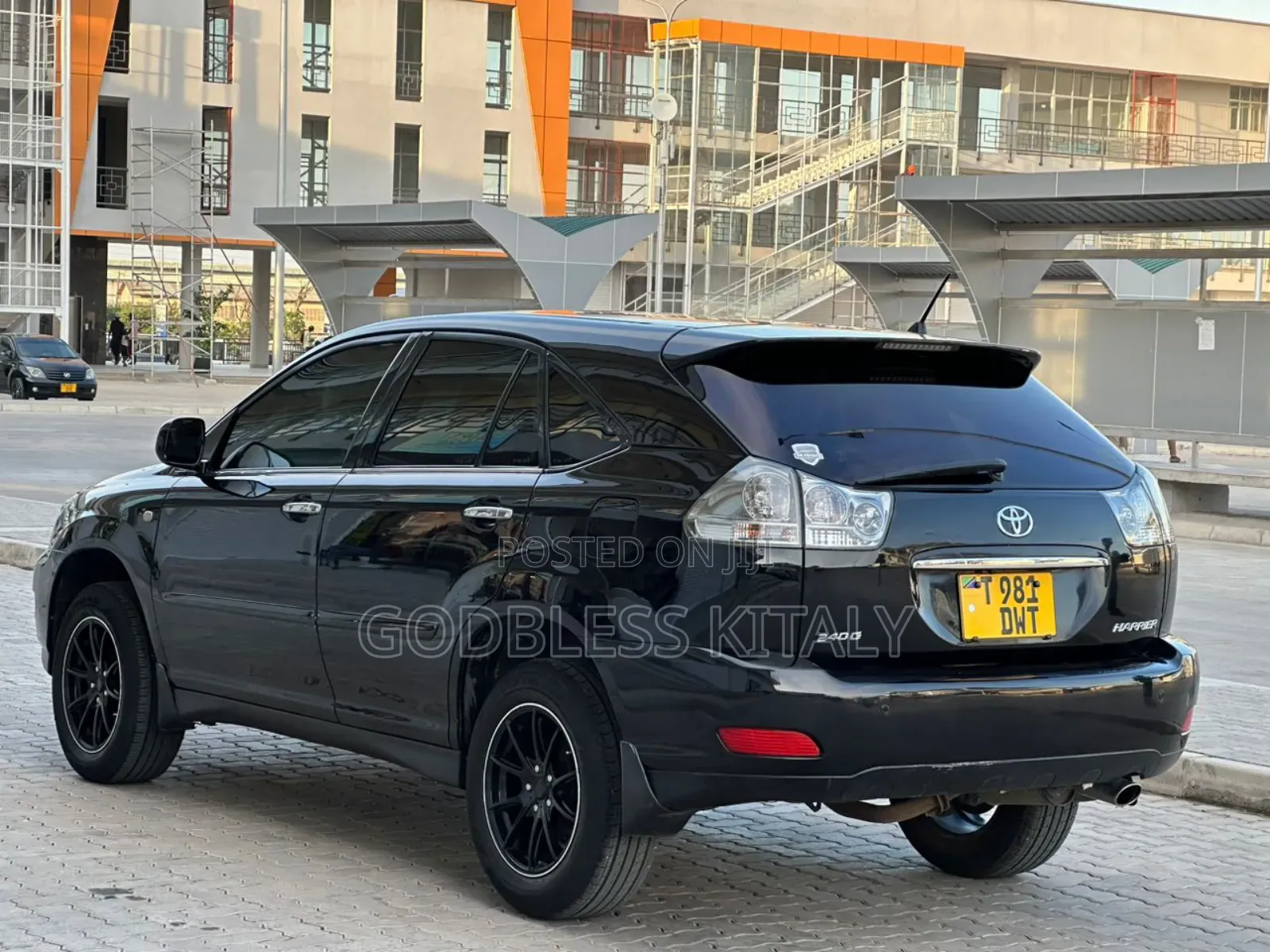 Toyota Harrier 2.4 2006 Black