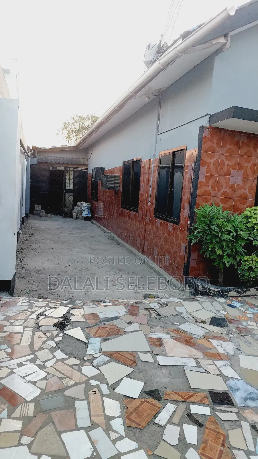 4bdrm Bungalow in Msasani for rent