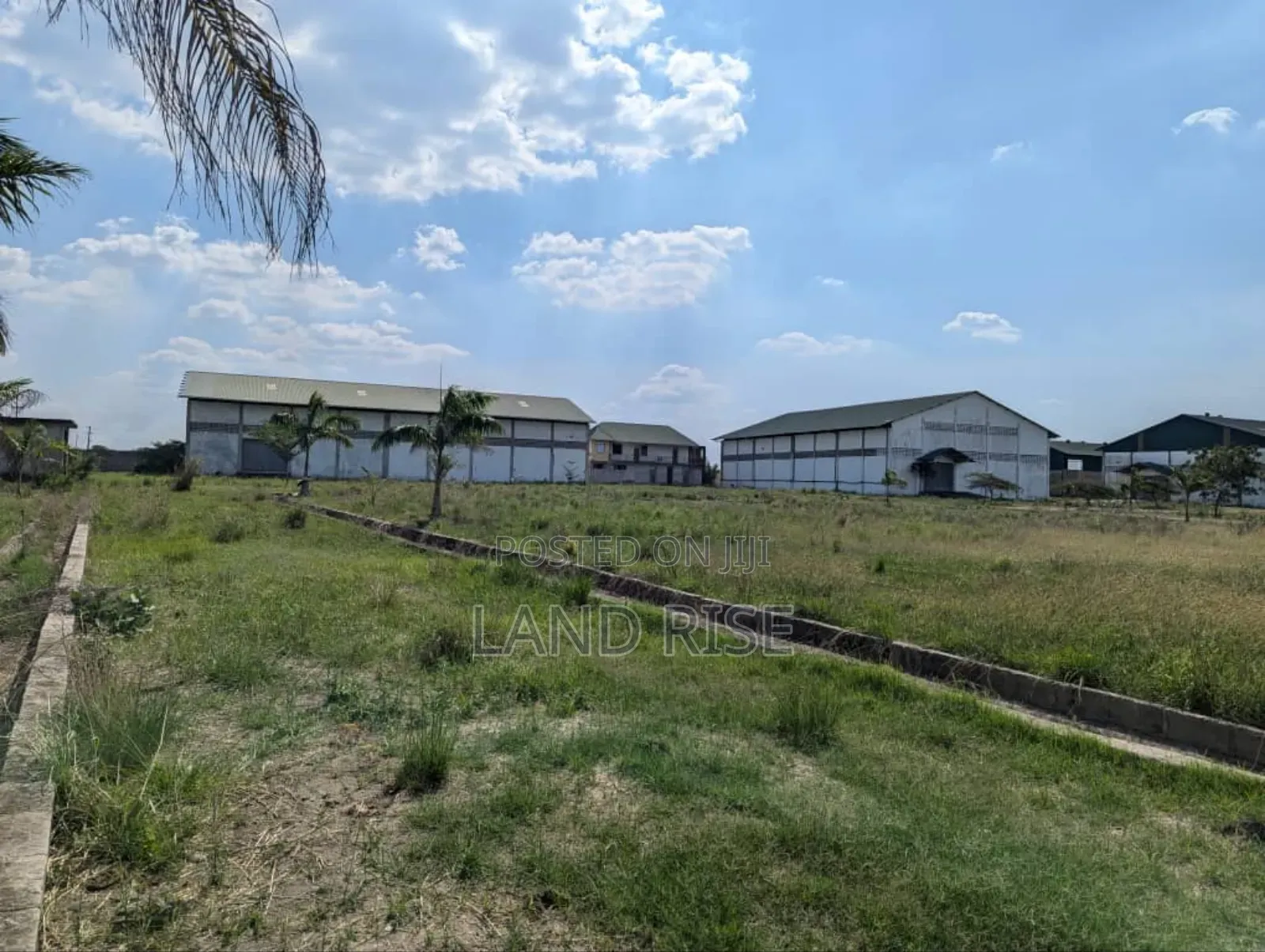 Warehouse and Yard for Sale in Bagamoyo