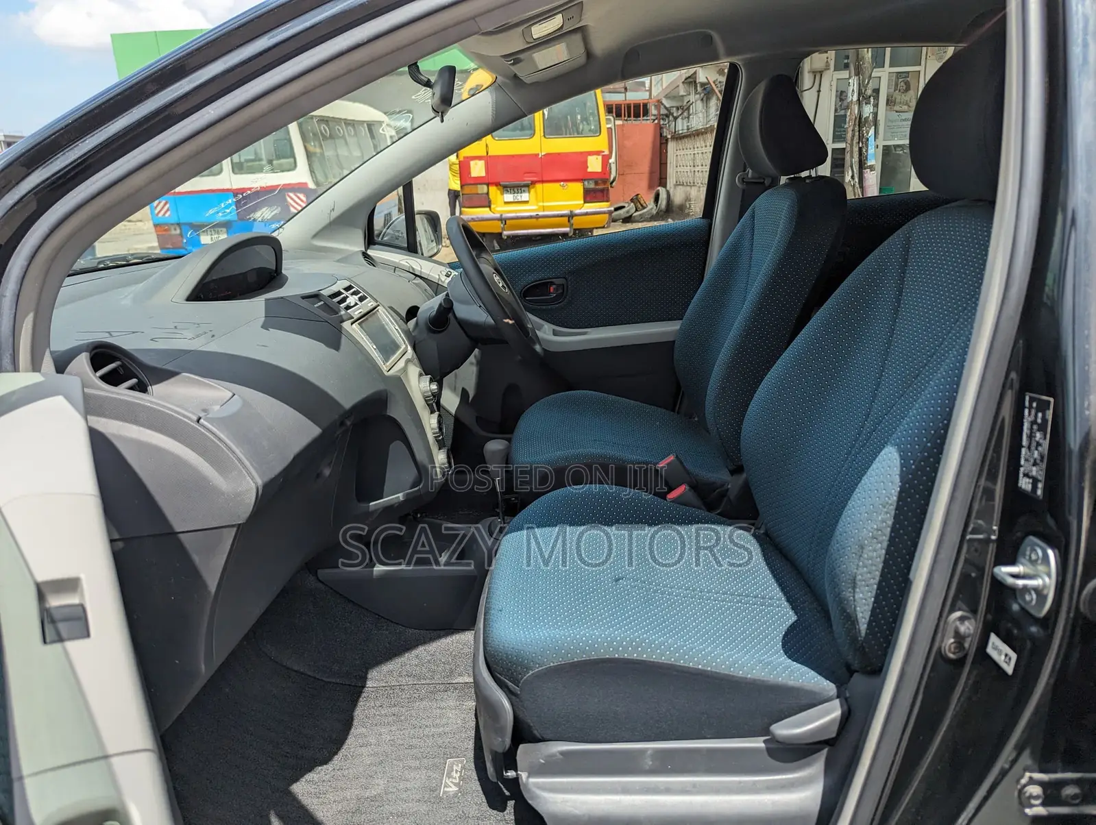 Toyota Vitz 2009 Black