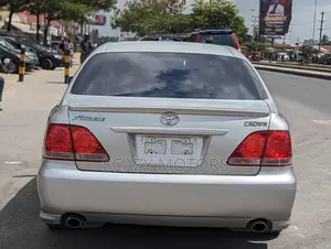 Toyota Crown 2006 Silver