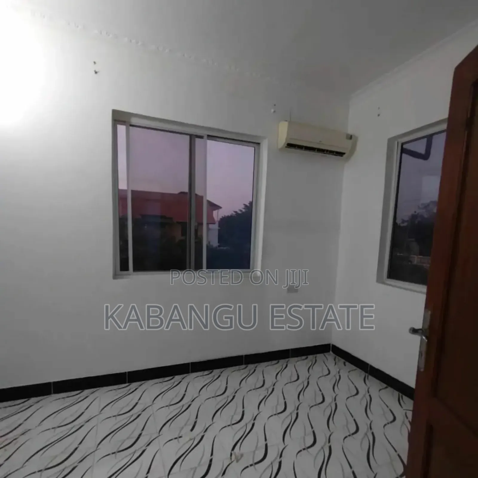 2bdrm Apartment in Oysterbay for rent