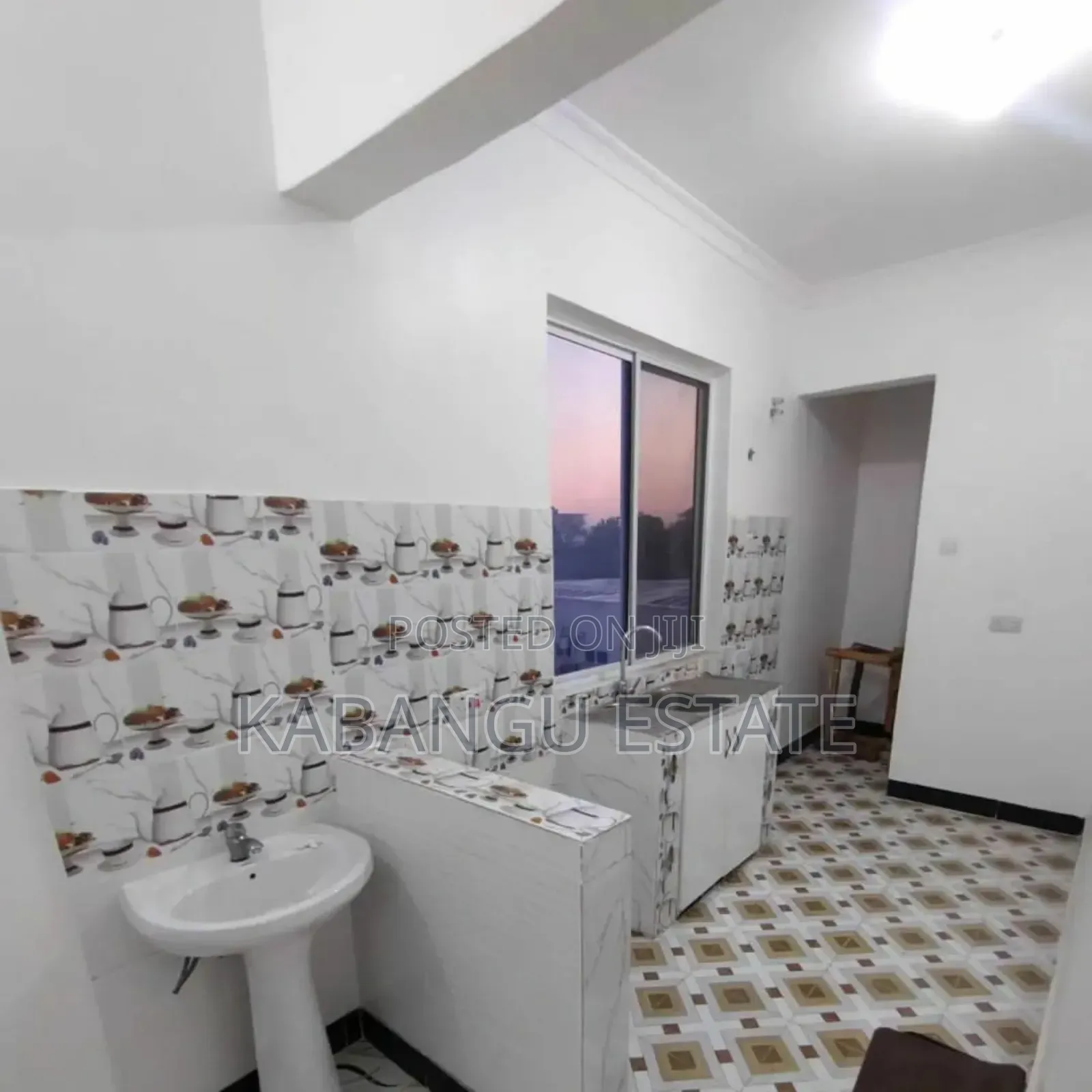 2bdrm Apartment in Oysterbay for rent