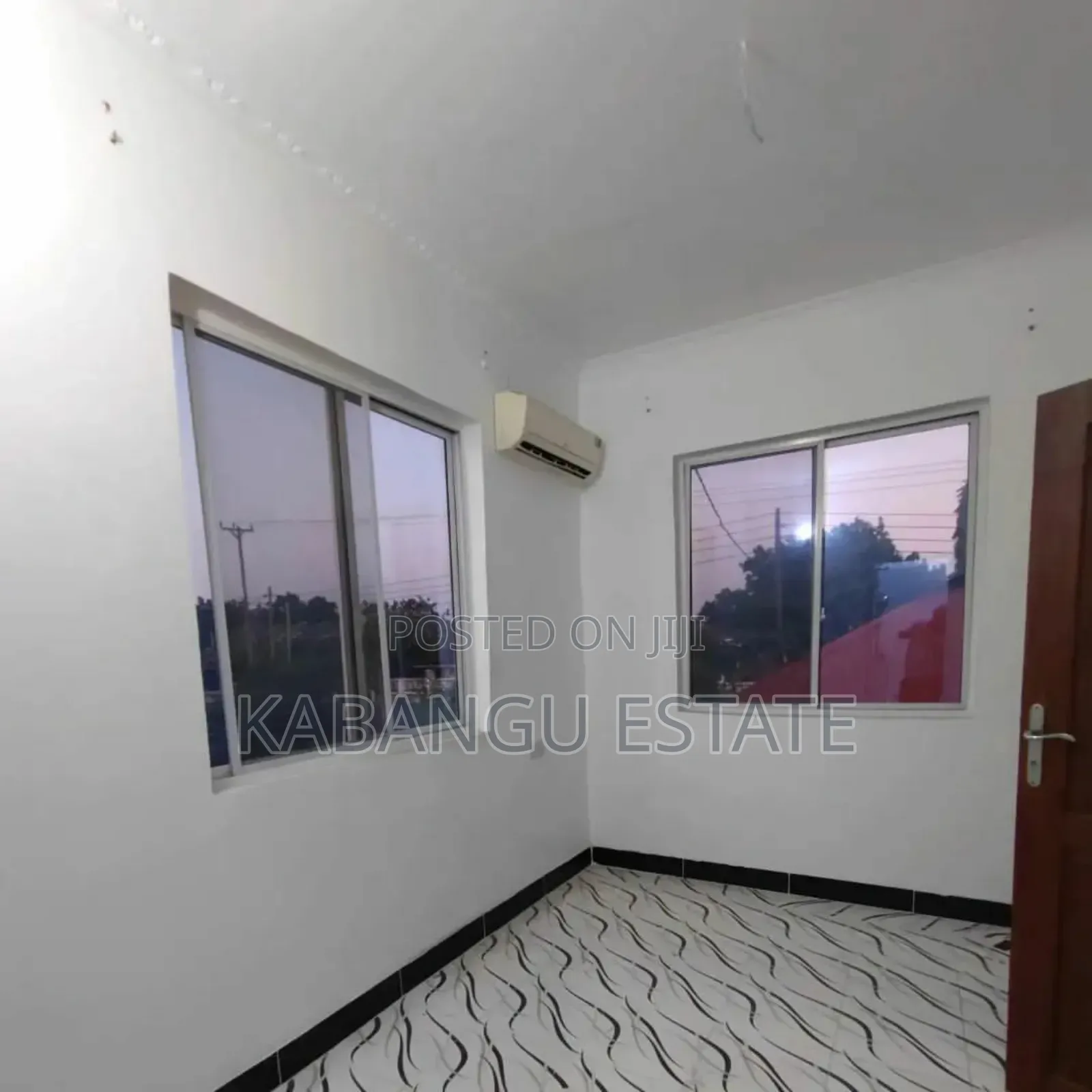 2bdrm Apartment in Oysterbay for rent