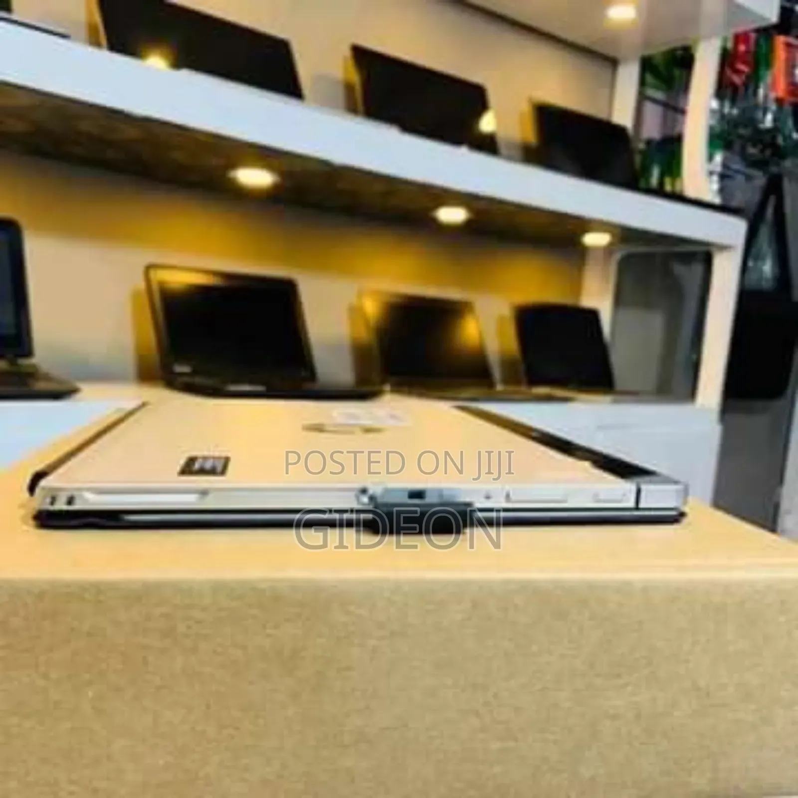 Laptop HP Elite X2 1012 G2 8GB Intel Core I5 SSD 256GB