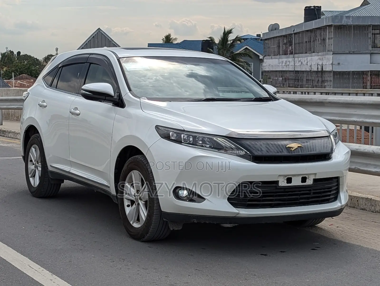 Toyota Harrier 2017 Off white