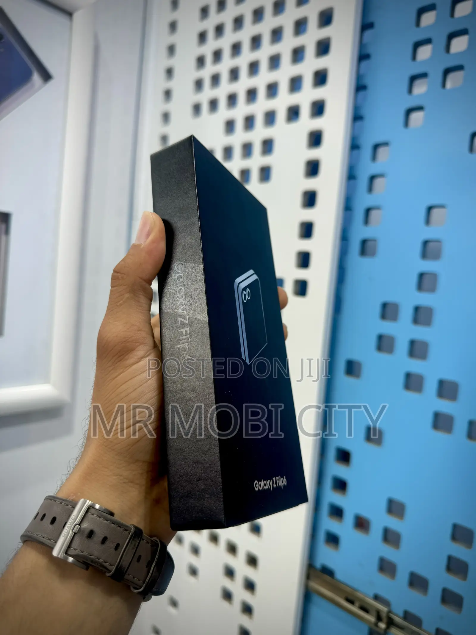 New Samsung Galaxy Z Flip6 256 GB Blue