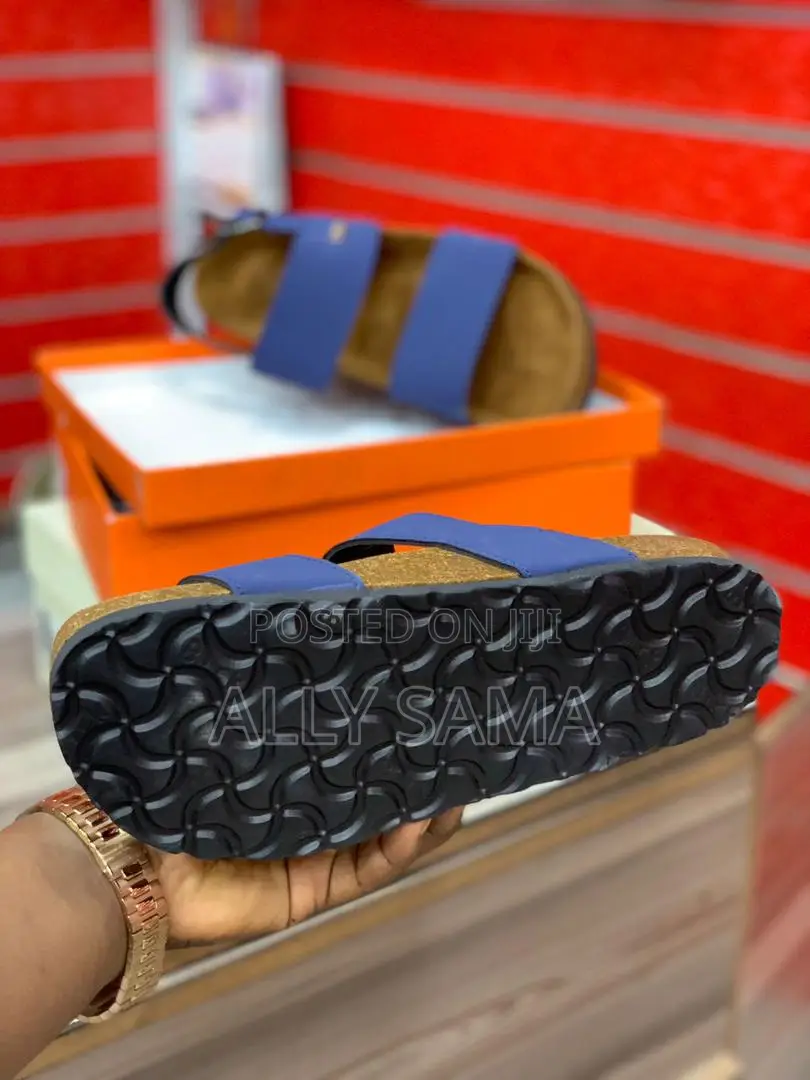Open Shoes Boss Material Leather