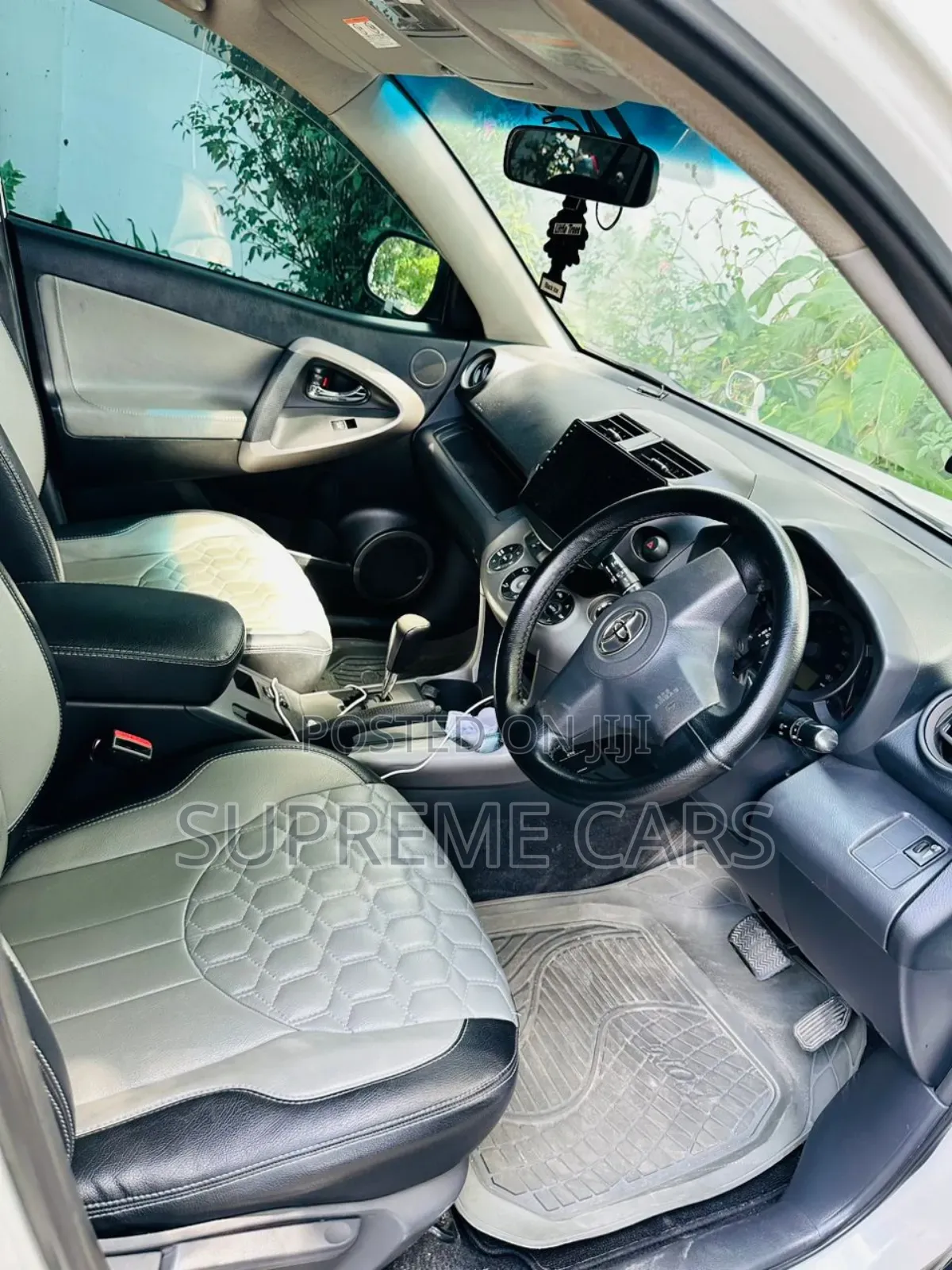 Toyota RAV4 2008 White