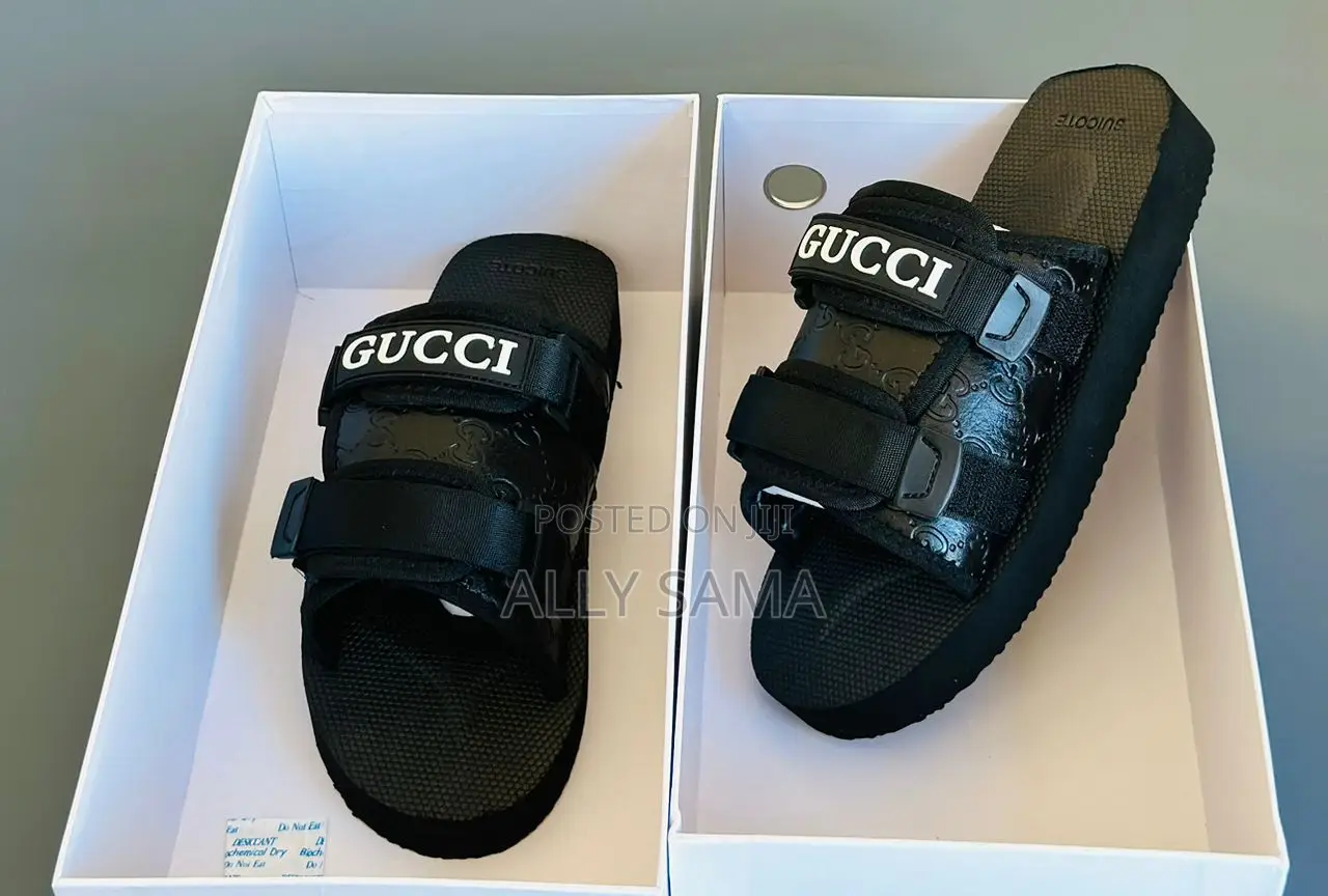 Open Shoes GUCCI Black Original