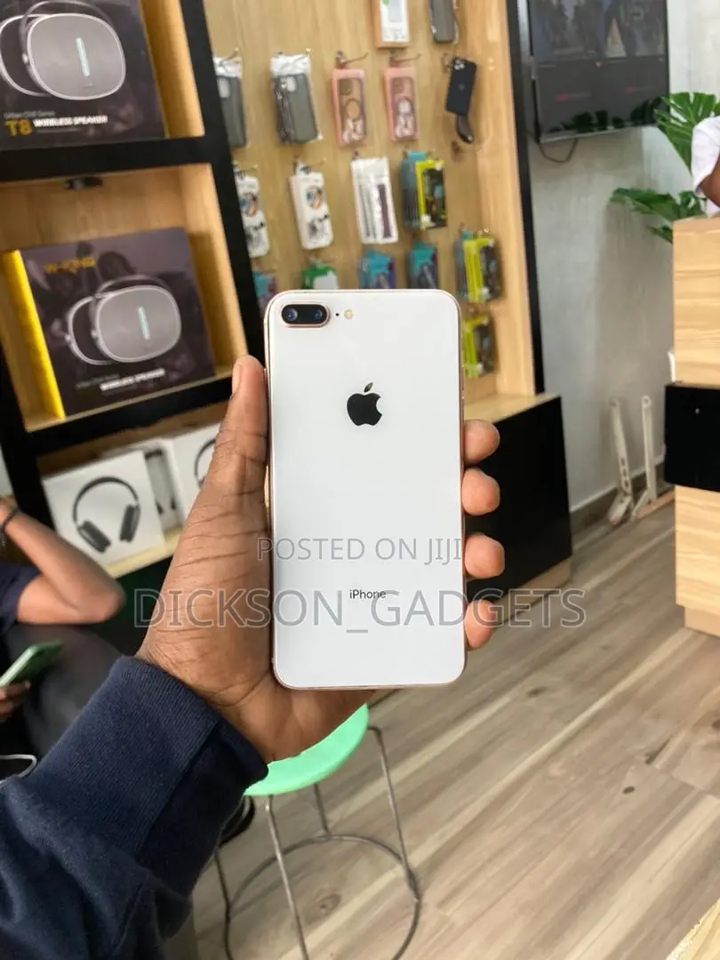Apple iPhone 8 Plus 64 GB Gold