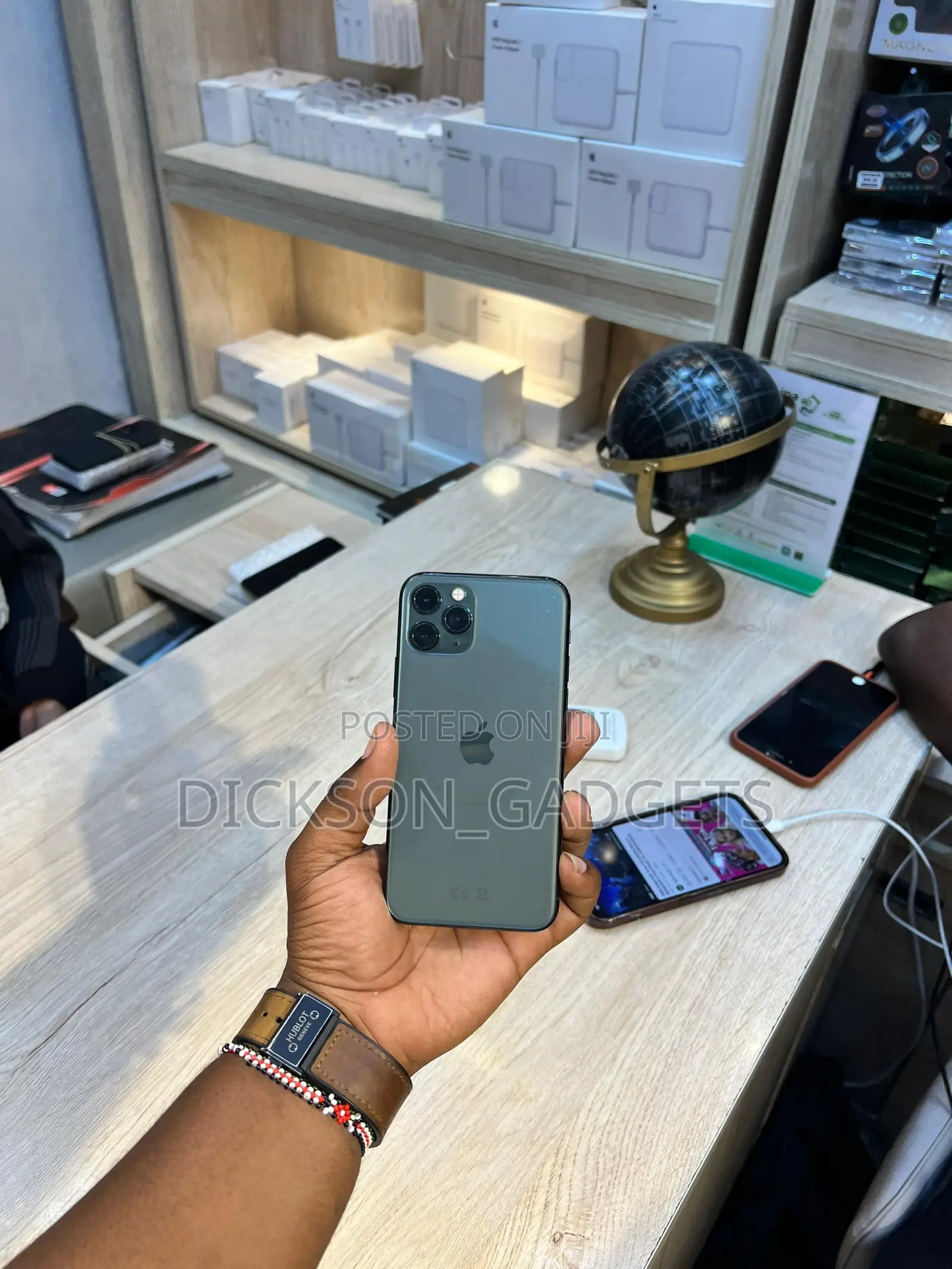 Apple iPhone 11 Pro Max 64 GB Green