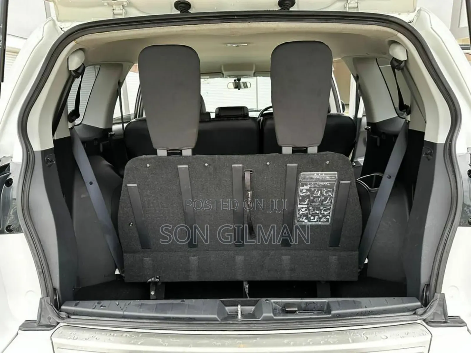 Mitsubishi Outlander 2011 White