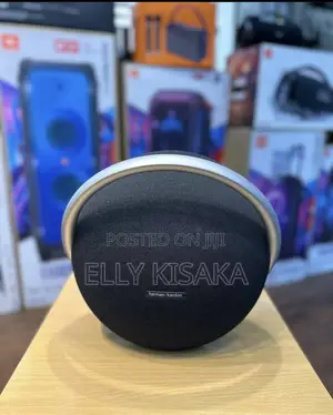 Harman Kardon Onyx Studio 8