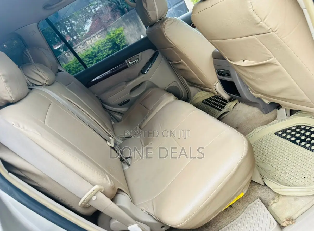 Toyota Land Cruiser Prado 2006 Beige
