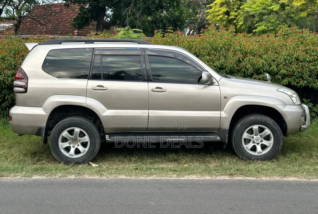 Toyota Land Cruiser Prado 2006 Beige