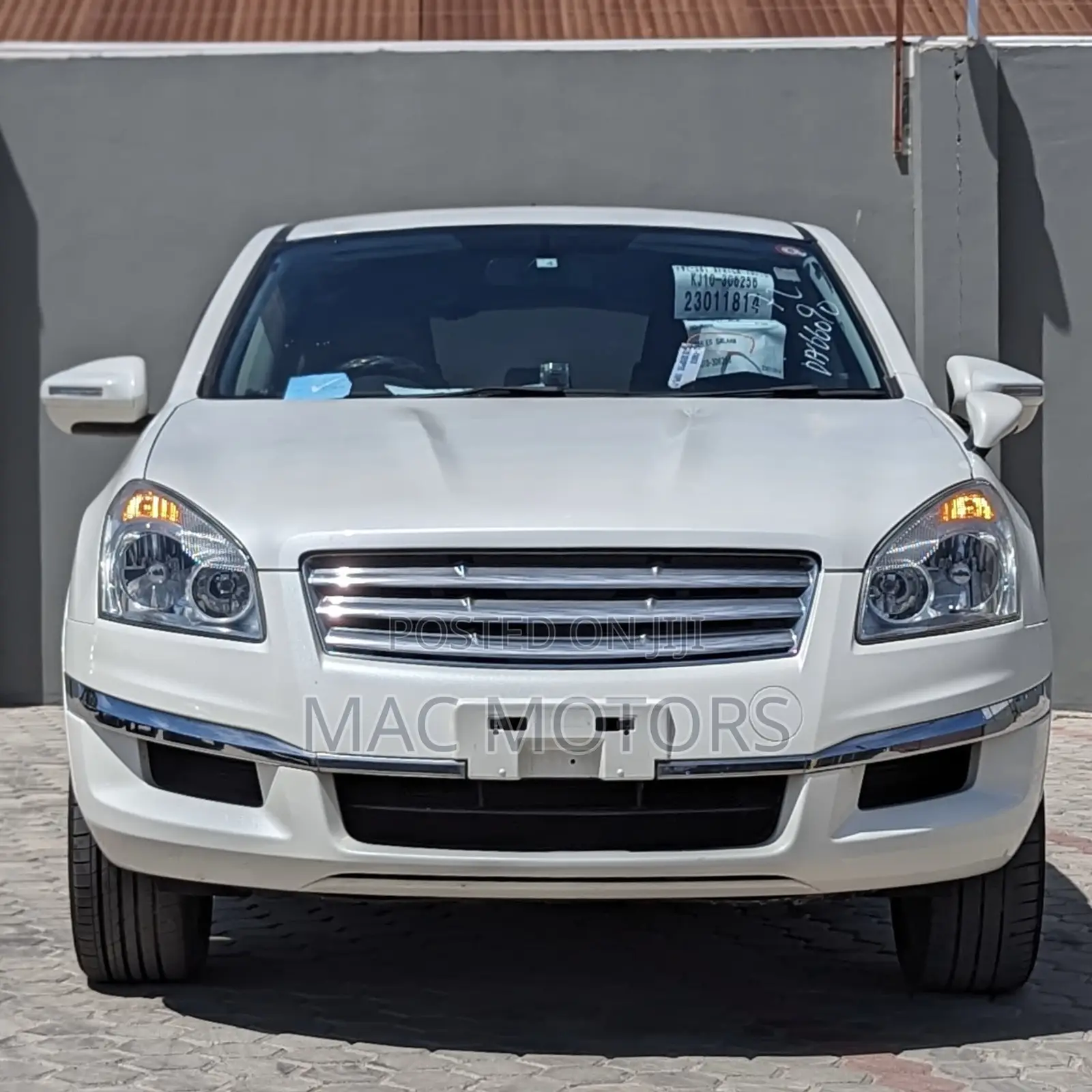 Nissan Dualis 2012 White