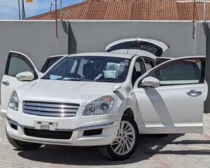 Nissan Dualis 2012 White