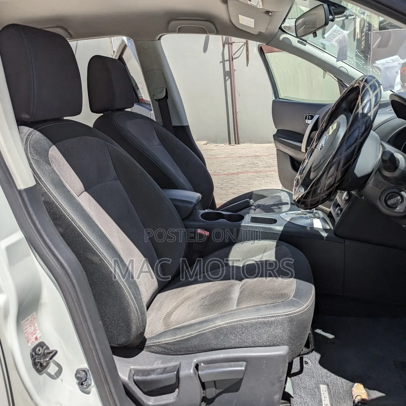 Nissan Dualis 2012 White