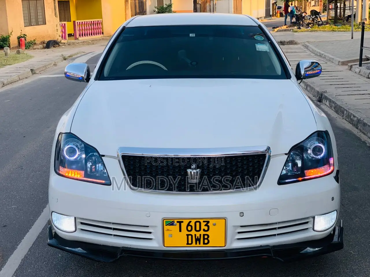 Toyota Crown 2006 White
