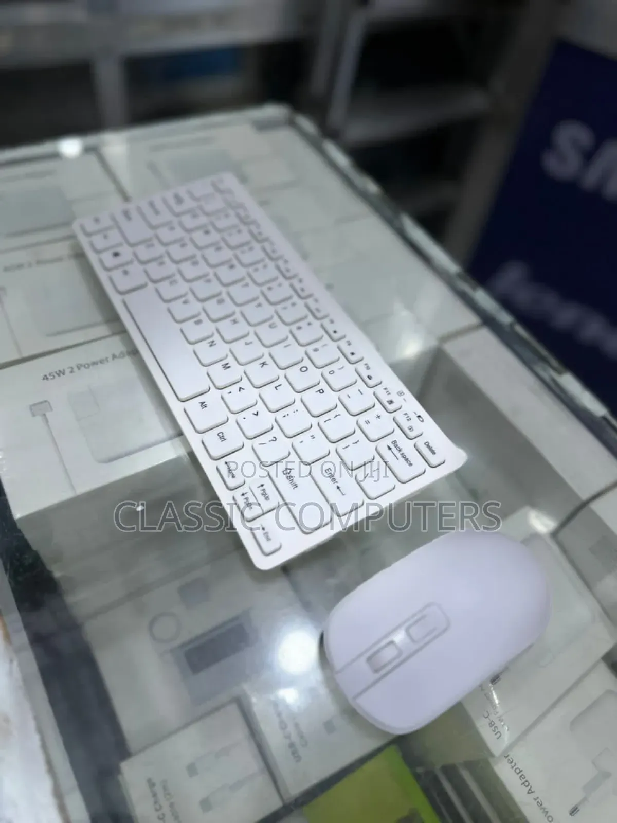 *Mini Wireless Keyboard + Mouse