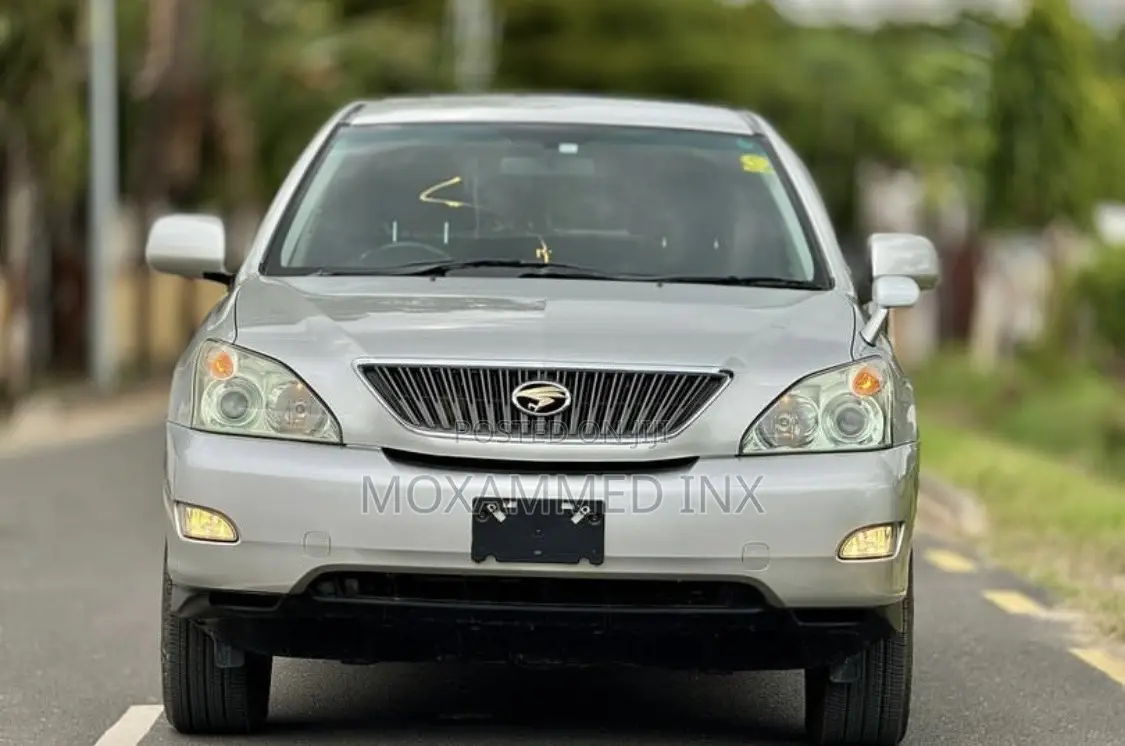 Toyota Harrier 2004 Silver