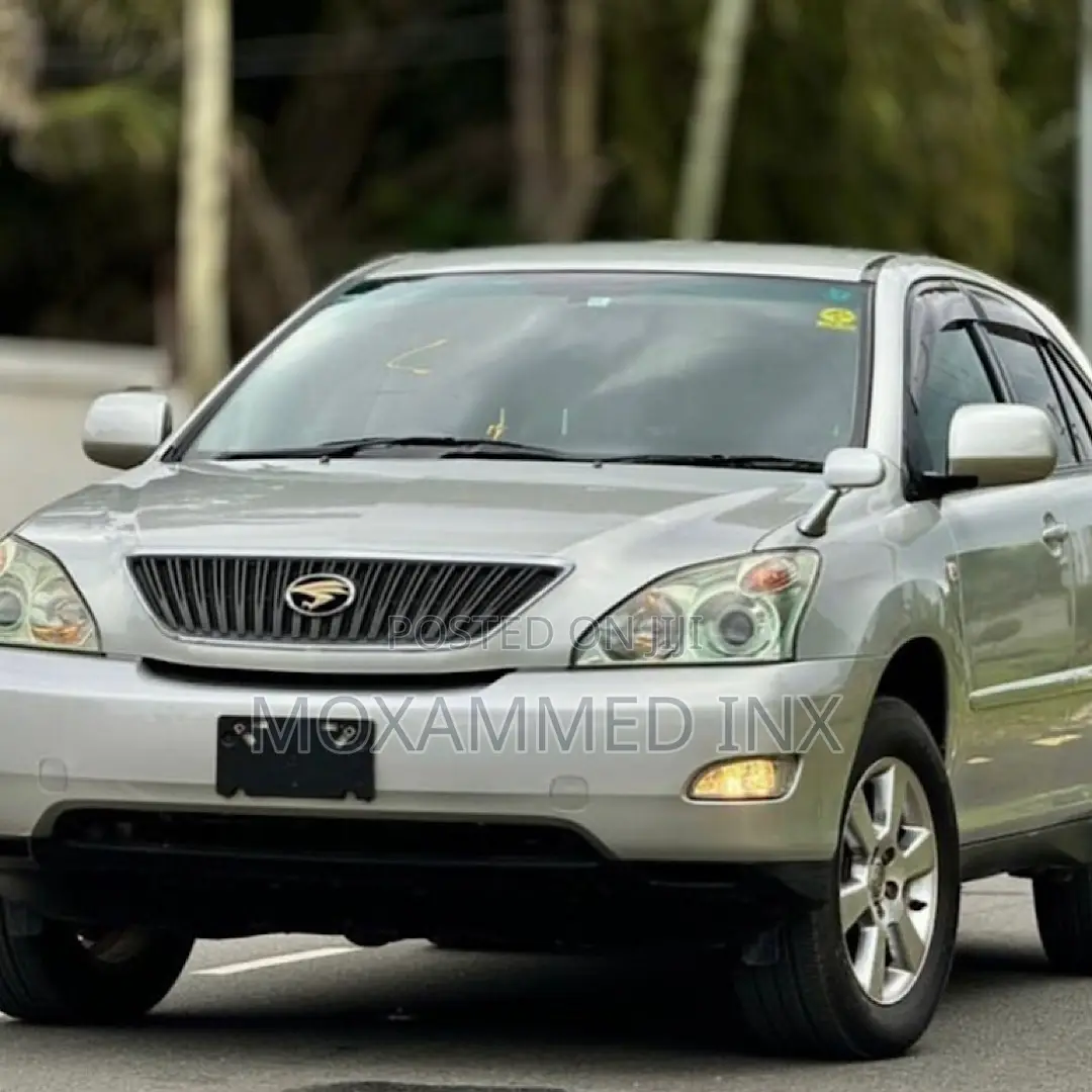 Toyota Harrier 2004 Silver