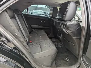 Toyota Crown 2010 Black