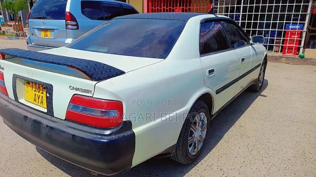 Toyota Chaser 1999 White