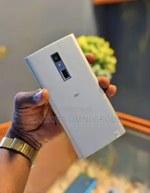 Kyocera Urbano V04 KYV45 64 GB