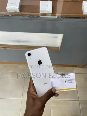 Apple iPhone XR 128 GB White
