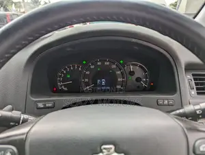 Toyota Crown 2010 Gray