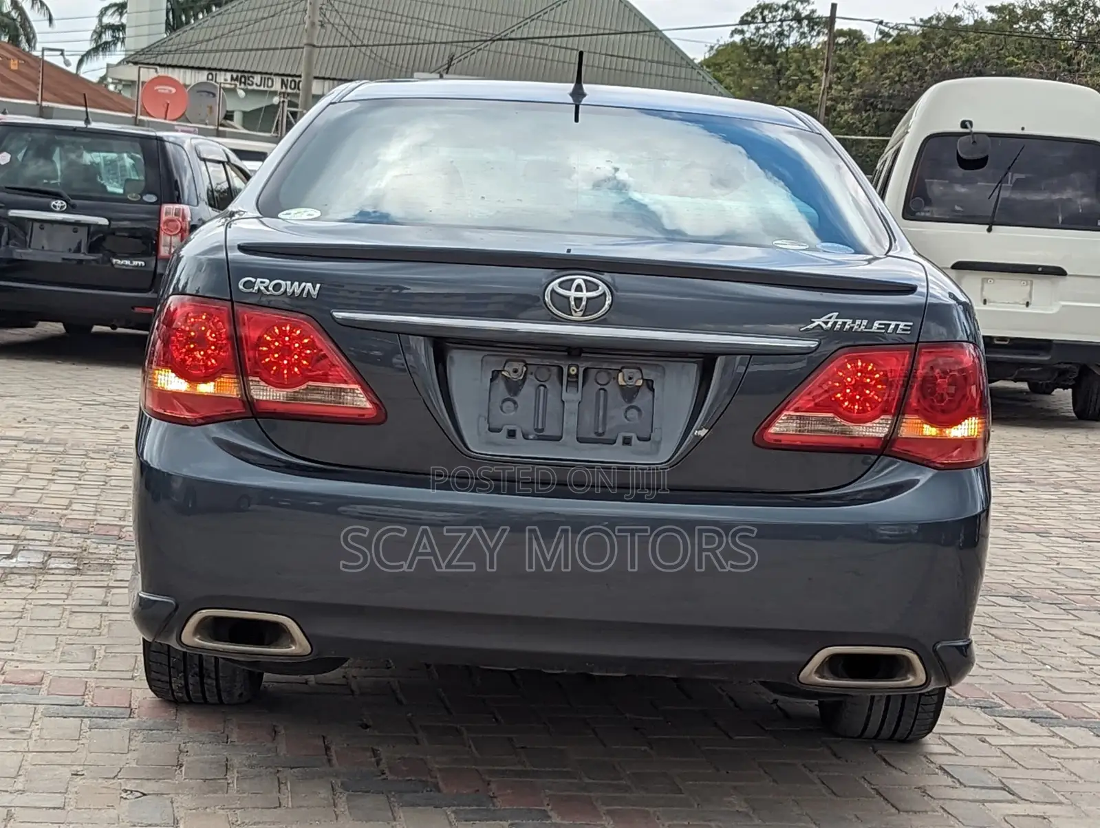 Toyota Crown 2010 Gray