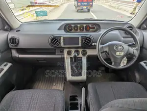 Toyota Corolla Rumion 2009 Black