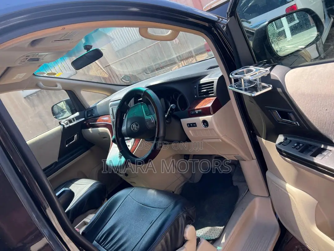 Toyota Vellfire 2009 Black
