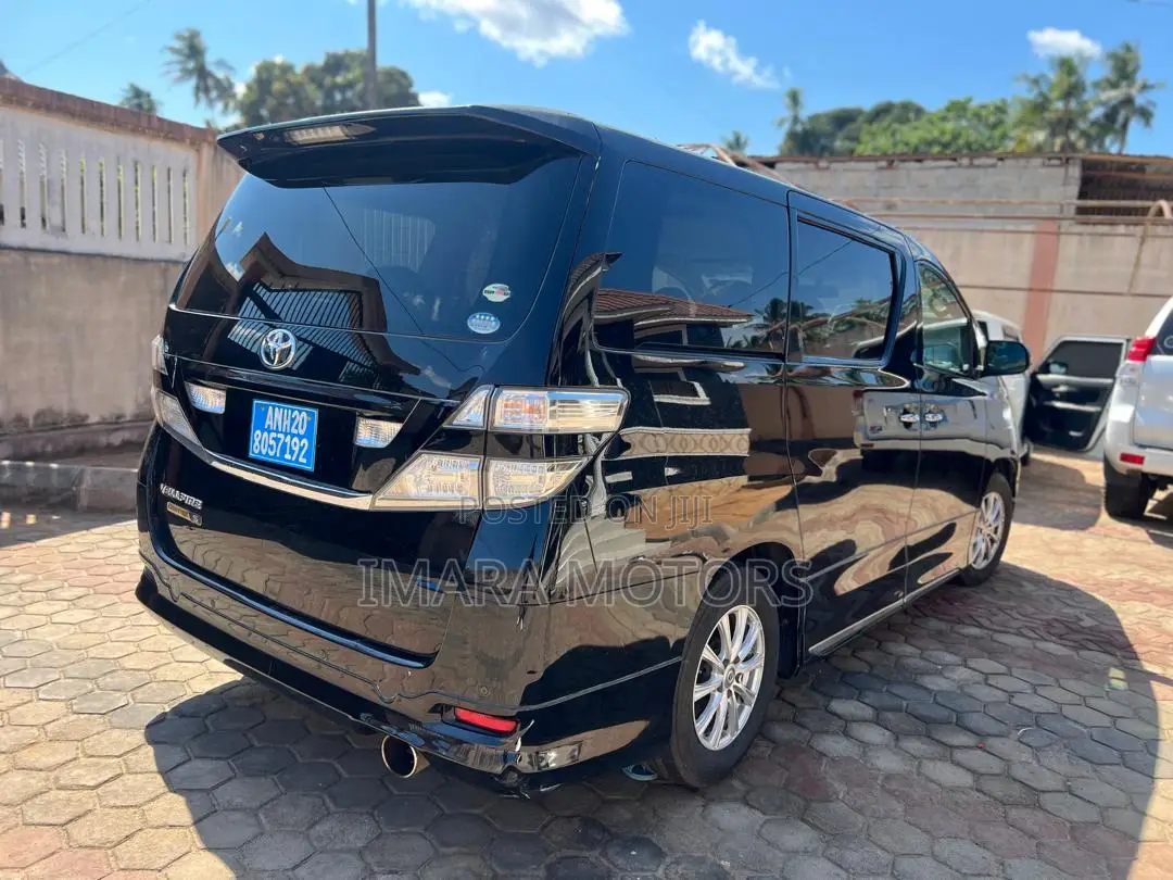 Toyota Vellfire 2009 Black