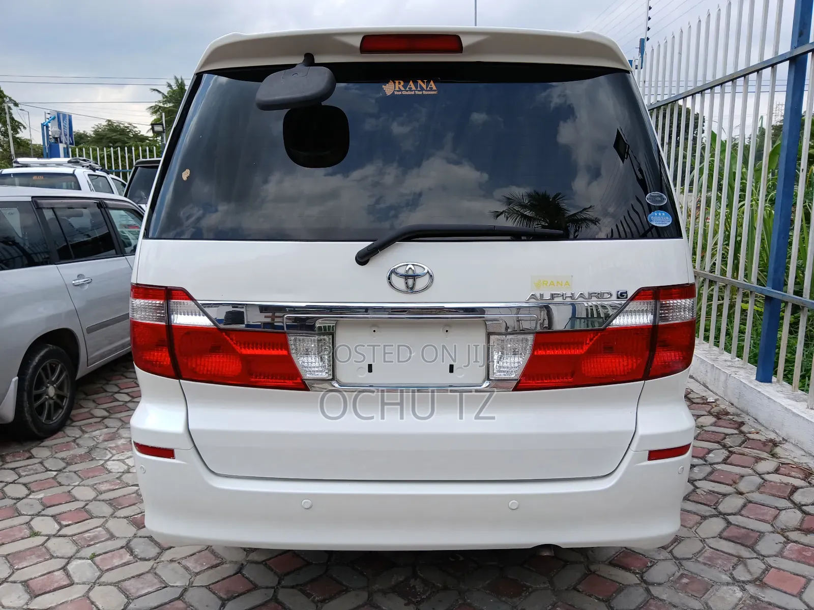 Toyota Alphard 2004 White