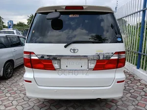 Toyota Alphard 2004 White