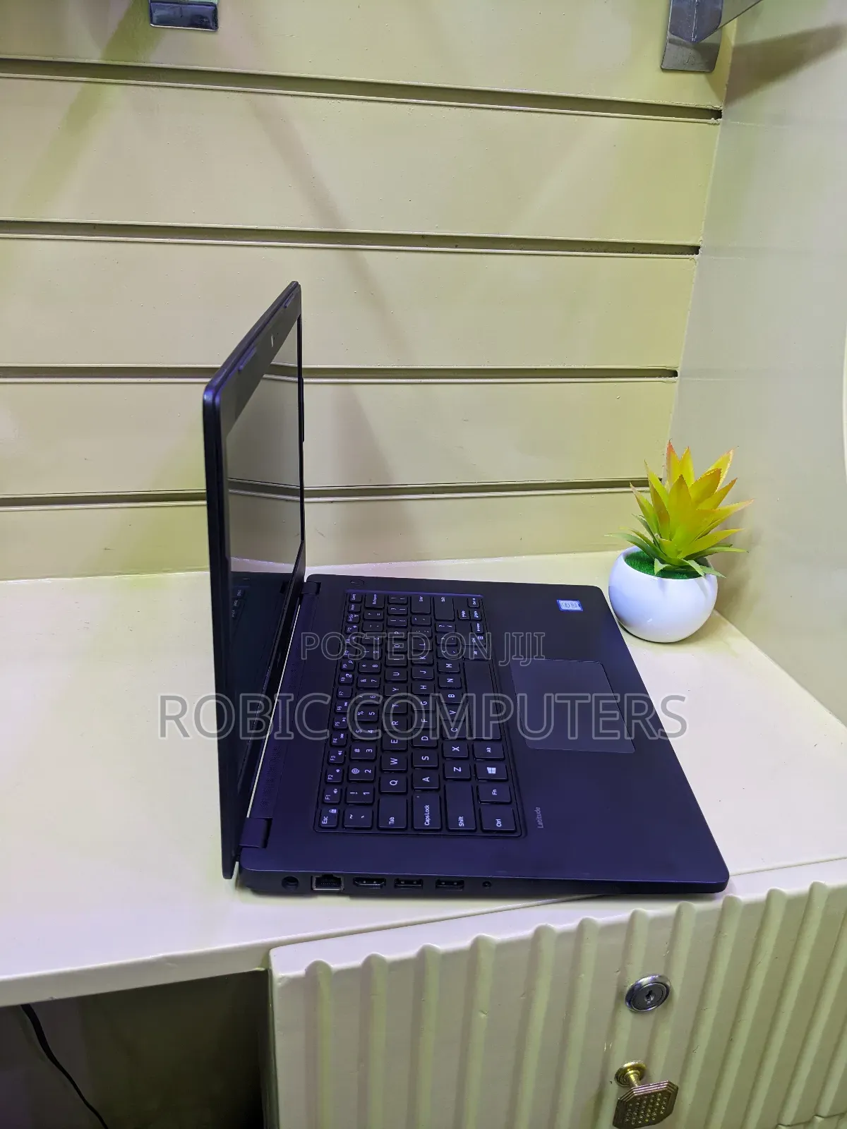Laptop Dell Latitude 3480 8GB Intel Core I5 SSD 256GB