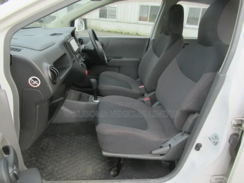 Nissan Advan 2014 Pearl