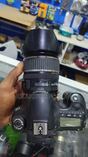 CANON 60D Camera