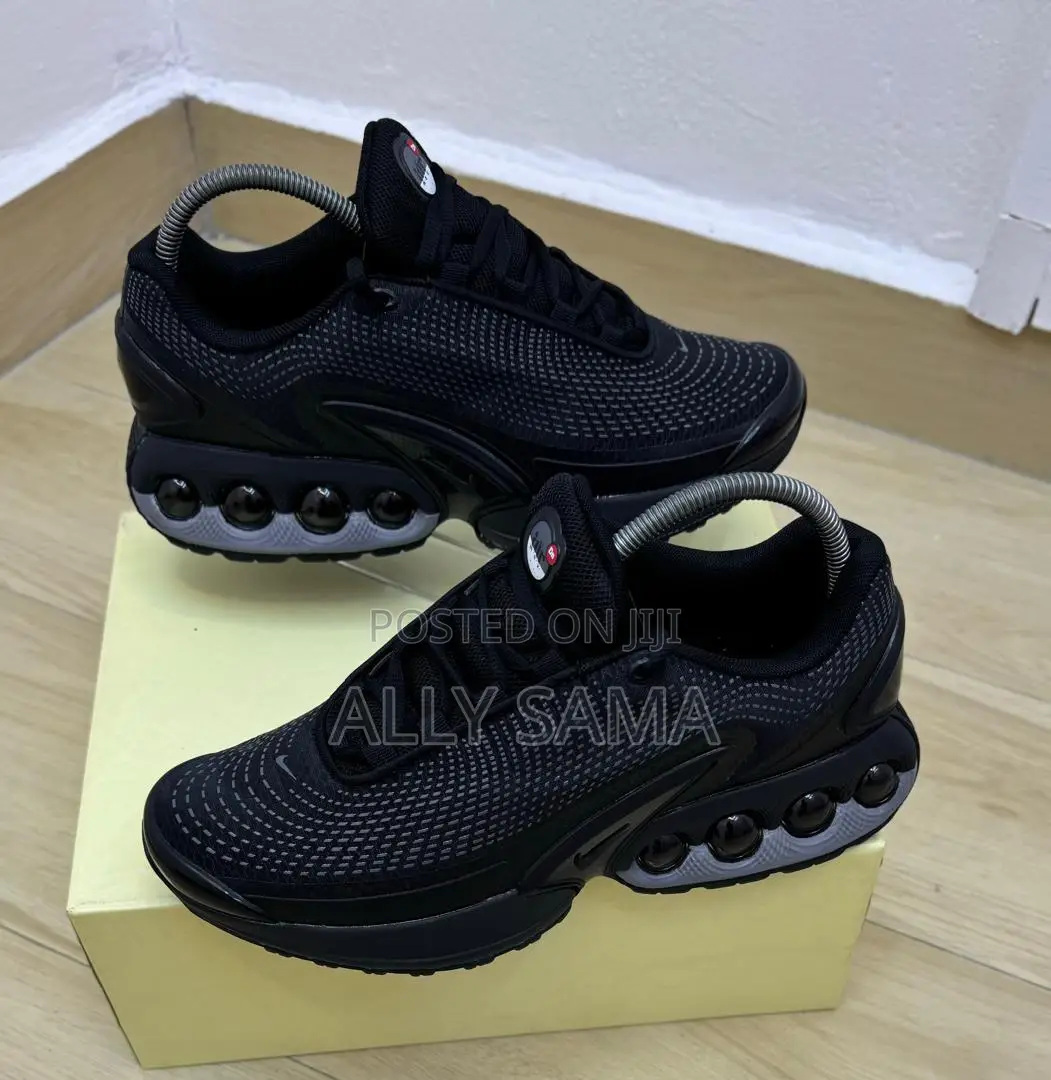 Mens Sneakers NIKE Air Max Original