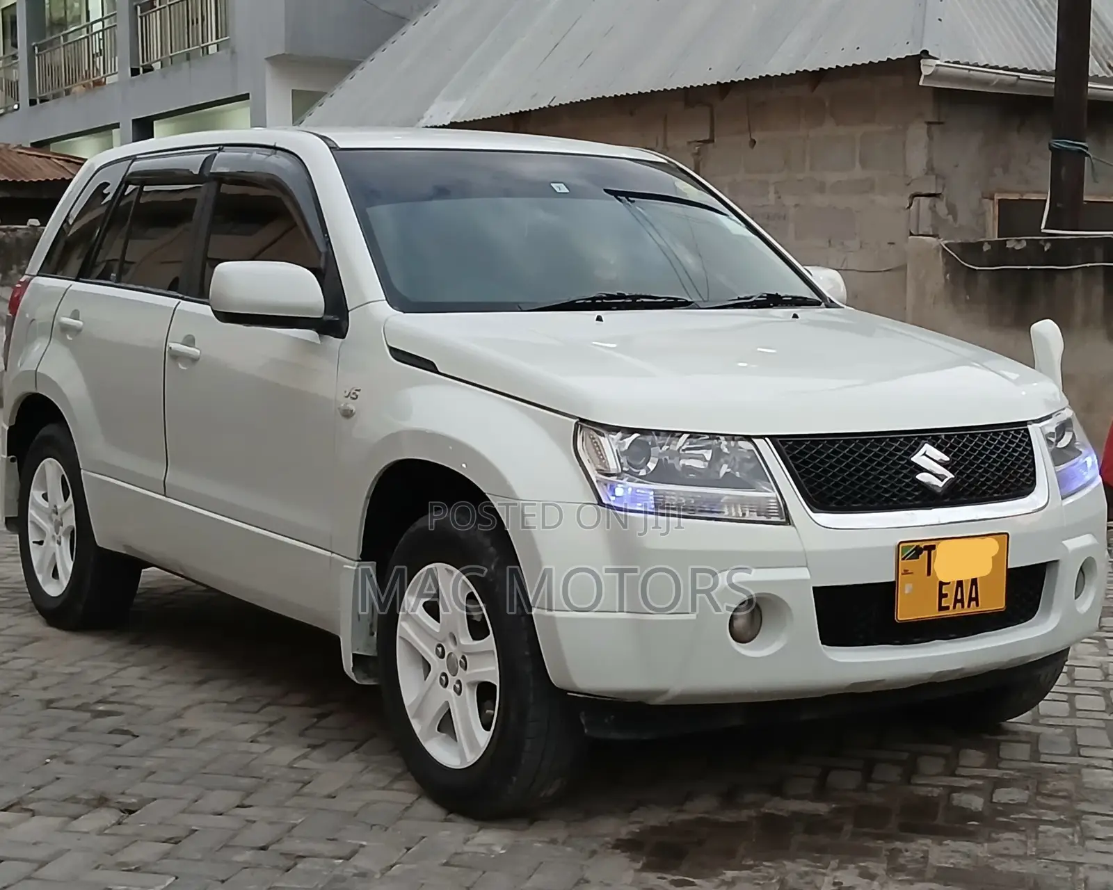 Suzuki Escudo 2007 White