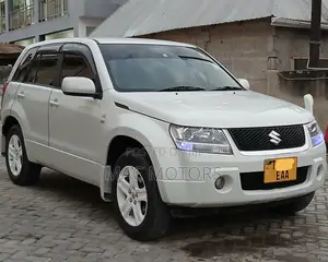 Suzuki Escudo 2007 White