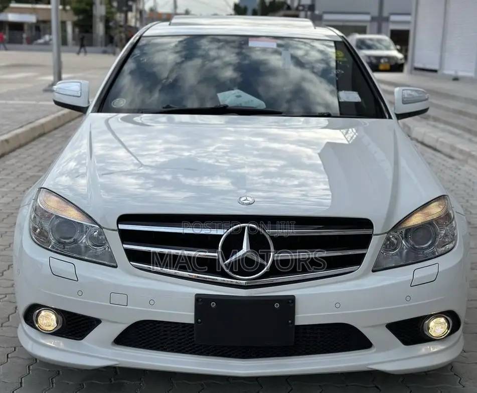 Mercedes-Benz C-Class C 200 Kompressor (W204) 2008 White