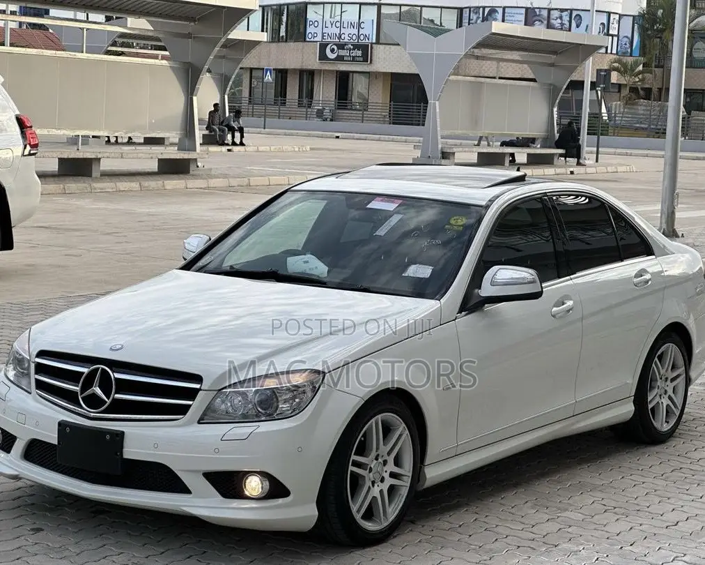 Mercedes-Benz C-Class C 200 Kompressor (W204) 2008 White